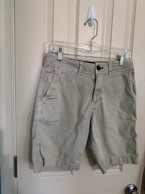 American Eagle Outfitters Light Stone Chino Shorts